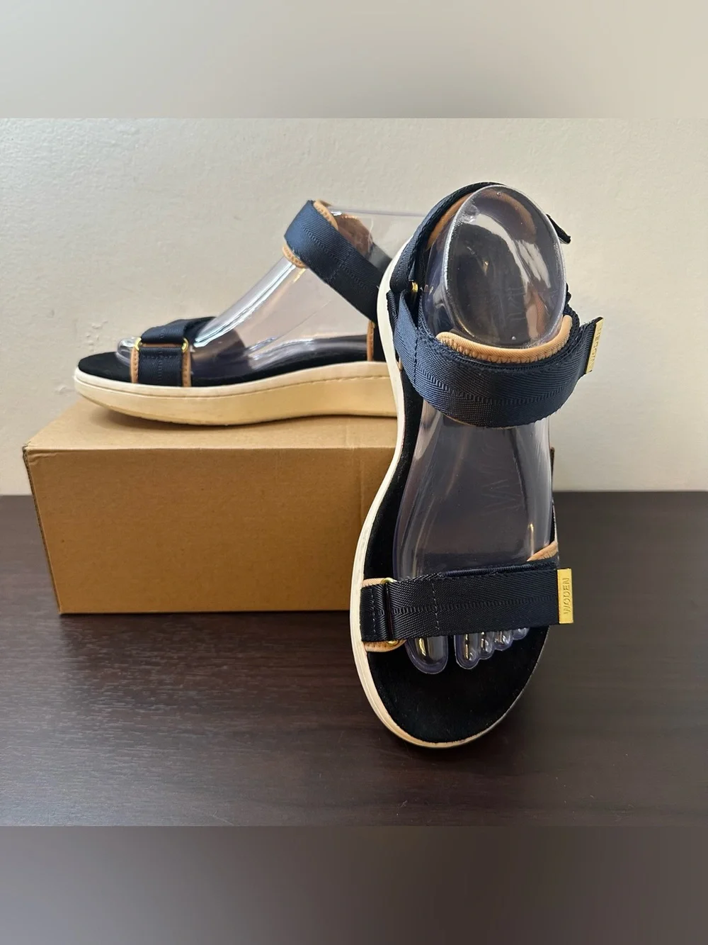 WODEN Line Natural Soft Navy Blue Strappy Sandals Hook & Loop Ortho Comfort, 7.5